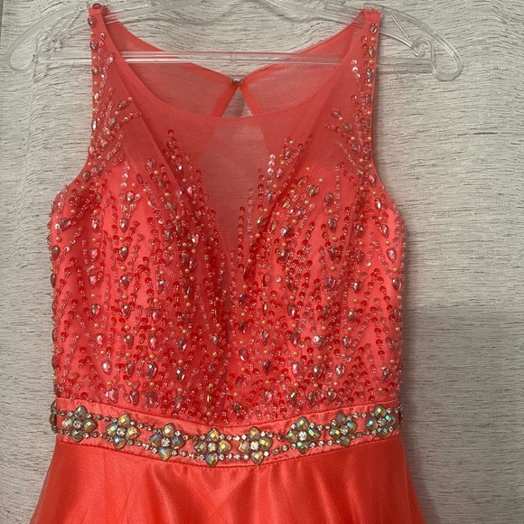 Anny Lee - Picture 4 of 12